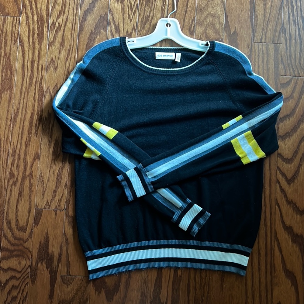 525 America Sweater
